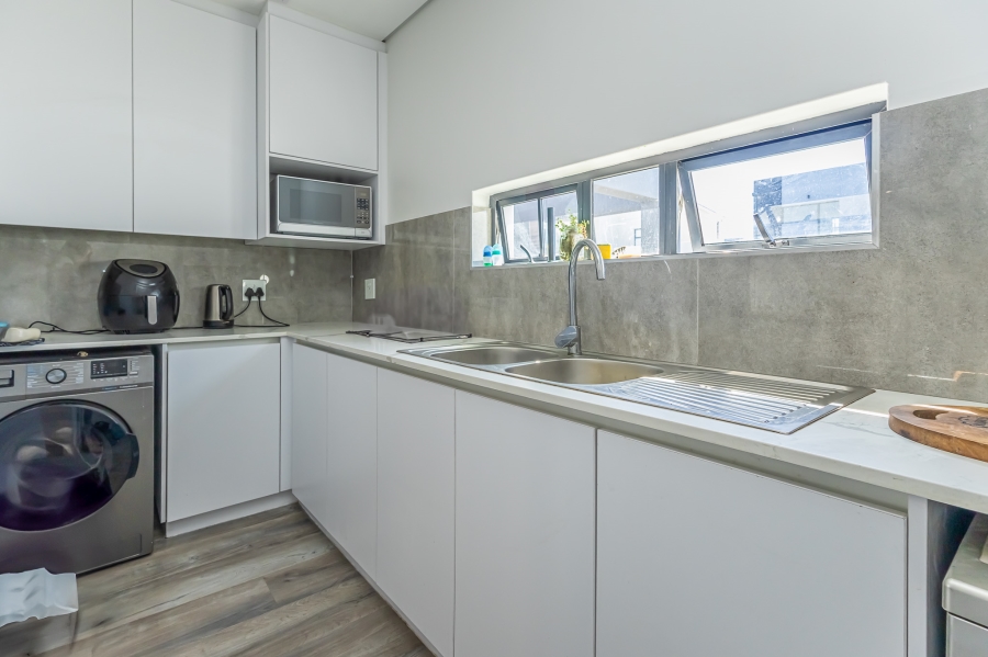 3 Bedroom Property for Sale in Sandown Western Cape